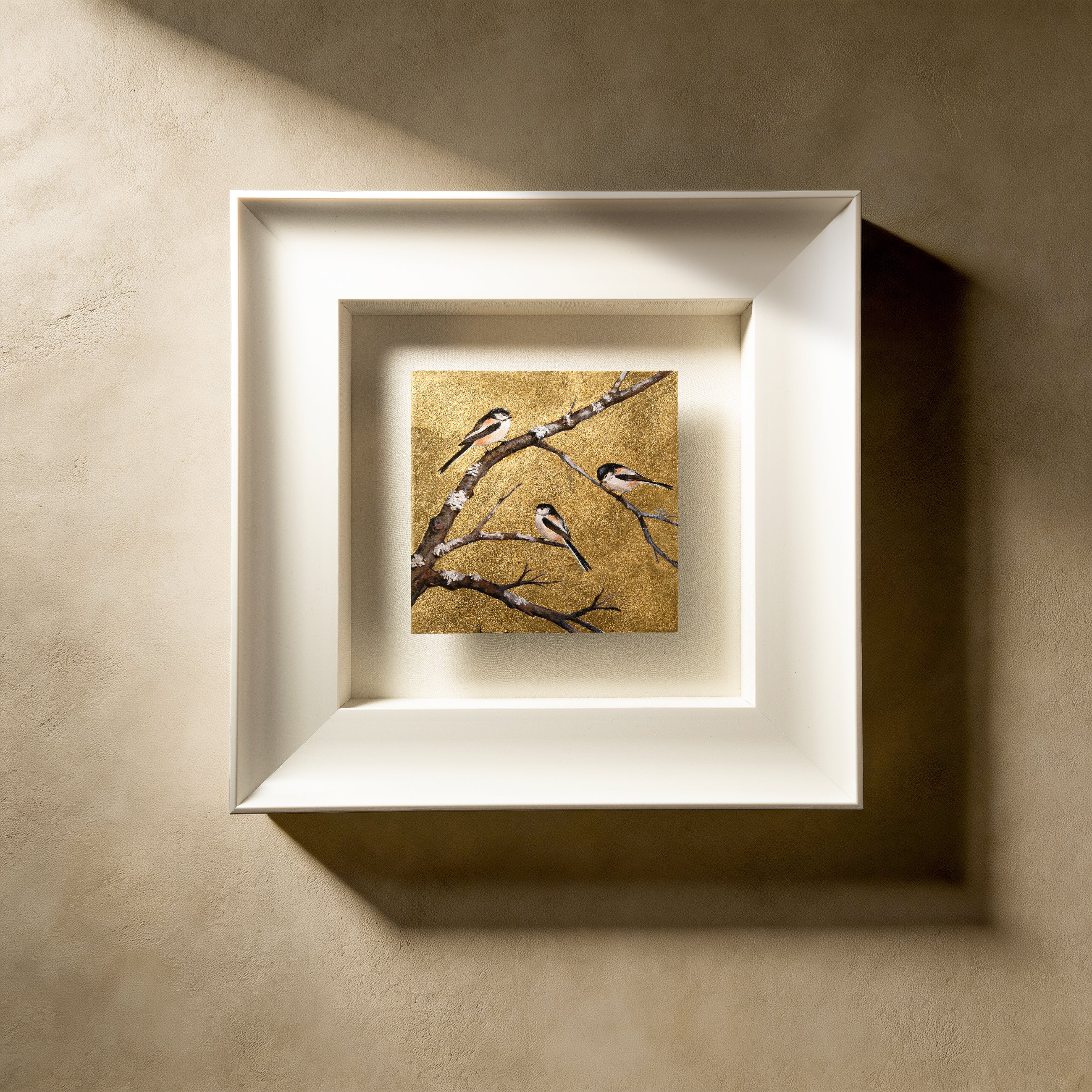 Snow Perch — Gilded Foil · Aura Frame